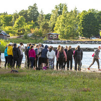 Avaa kuva isommaksi Saaren selviytyjät