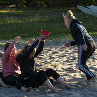 Avaa kuva isommaksi Saaren selviytyjät