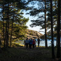 Avaa kuva isommaksi Sunntaina 01.07 Styrsvikin kallioilla.